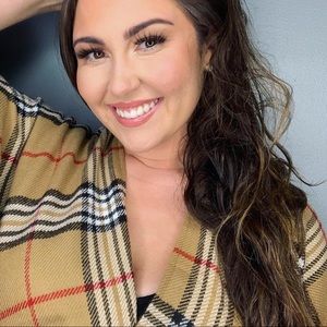 Meet your Posher, Nicole